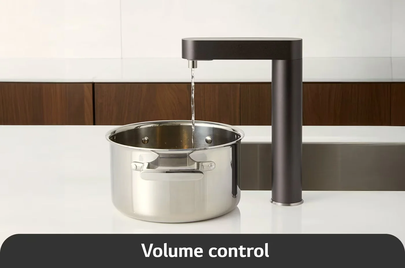 LG PuriCare™ ATOM-U Water Purifier, Solid Black image 5